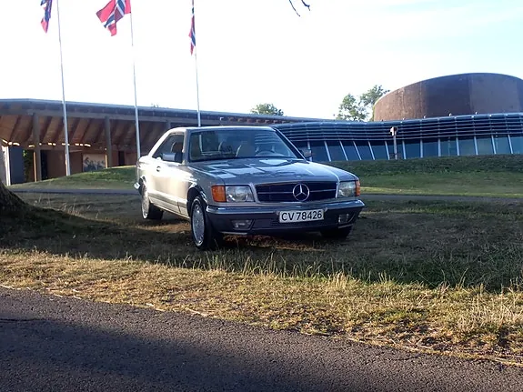 Mercedes-Benz 500 Sec 1982 photo 4