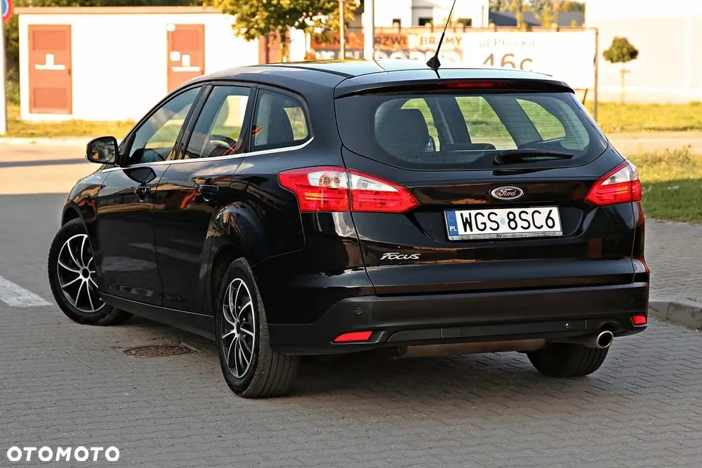 Ford Focus 2011 photo 4