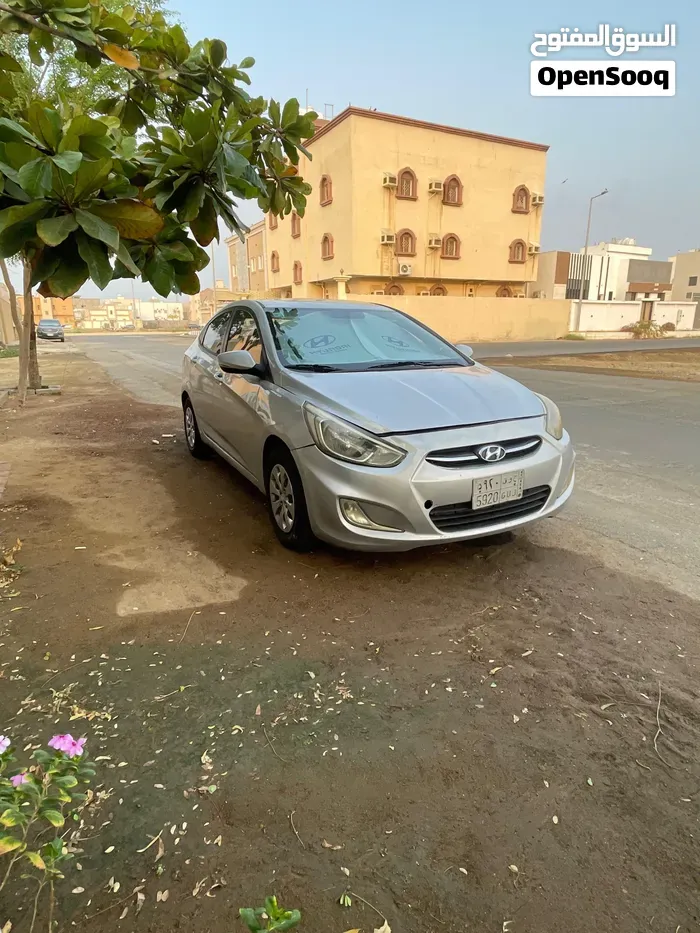 Hyundai Accent 2017 photo 2