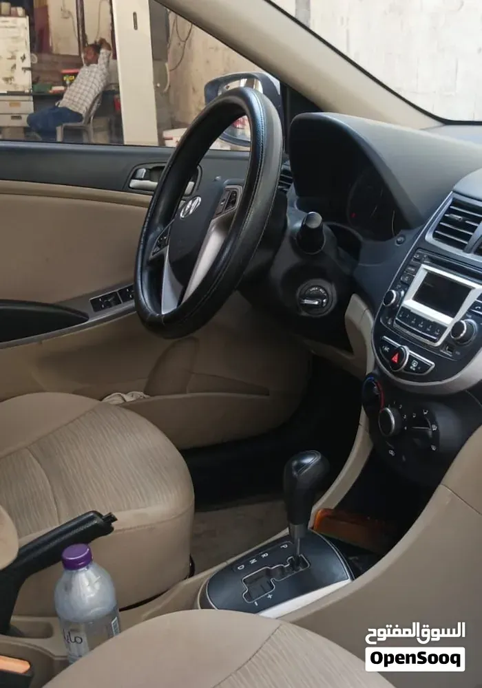 Hyundai Accent 2017 photo 4