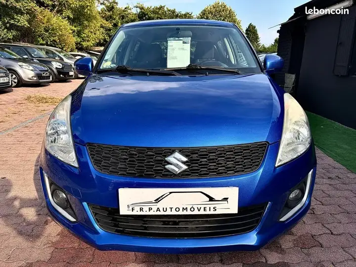 Suzuki Swift 2014 photo 2