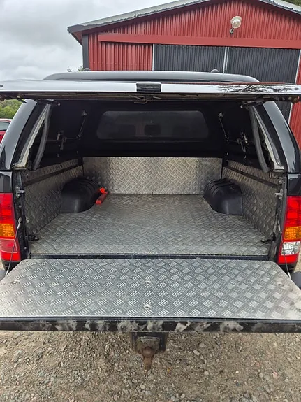 Toyota Hilux 2010 photo 5
