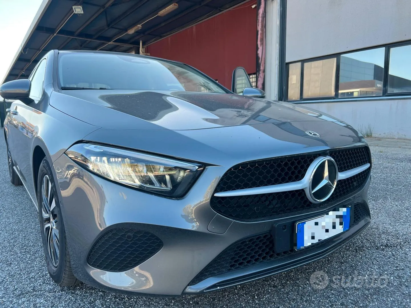 Mercedes-Benz A 180