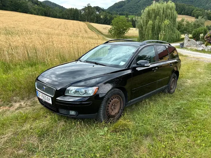 Volvo V50