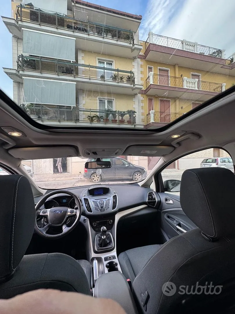 Ford C-Max 2011 photo 4