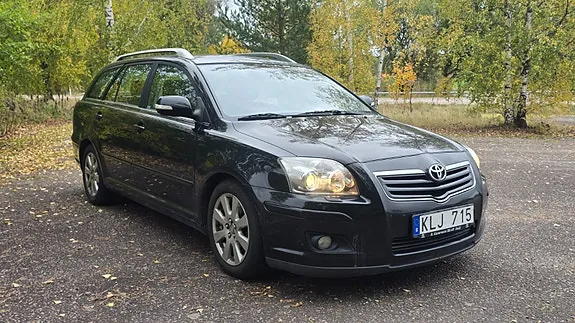 Toyota Avensis 2008 photo 2