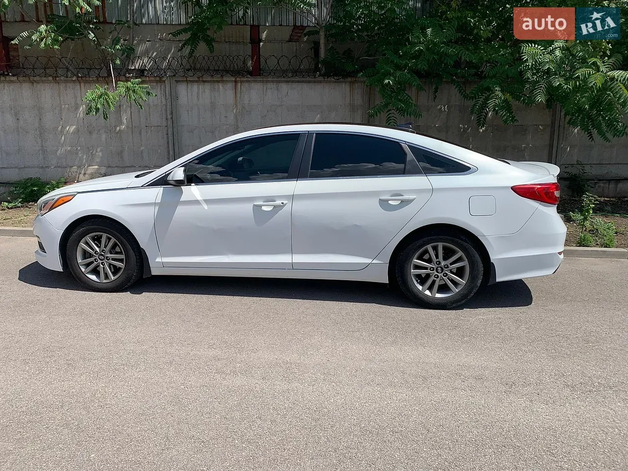 Hyundai Sonata 2015 photo 3