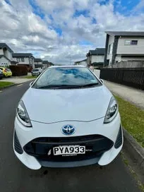 Toyota Aqua 2017 photo 5