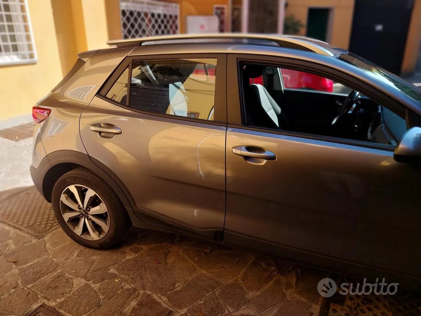 Kia Stonic 2024 photo 4
