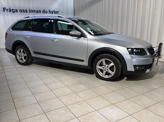 Skoda Octavia Scout 2016 photo 4