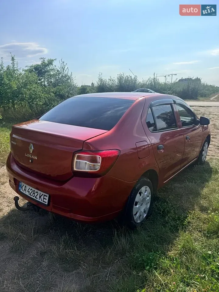 Renault Logan 2013 photo 4