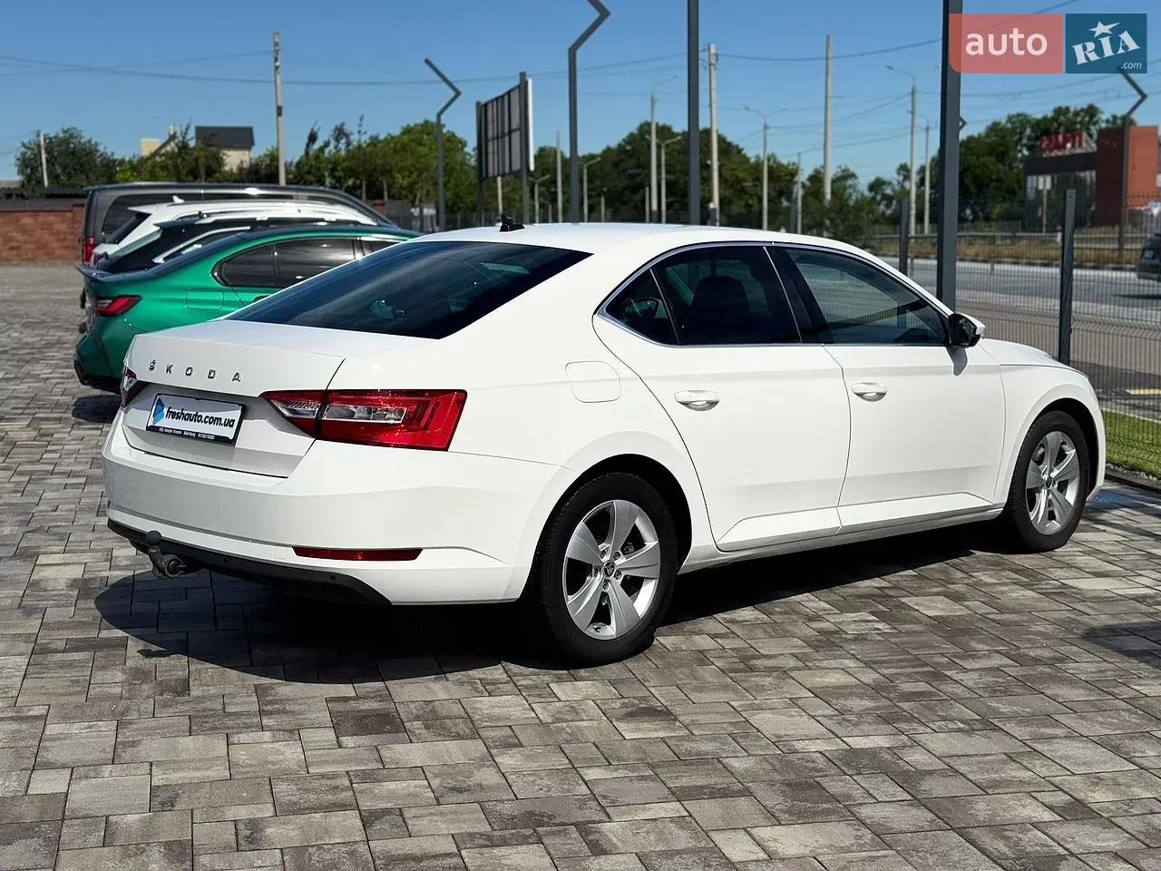 Skoda Superb 2021 photo 3