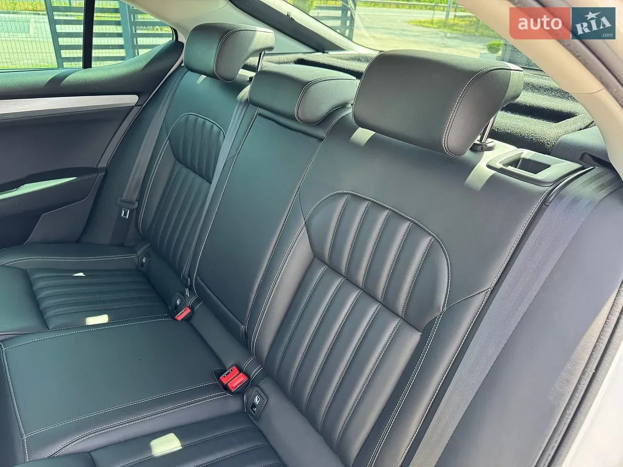 Skoda Superb 2021 photo 5