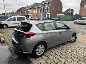 Toyota Auris 2018 photo 4