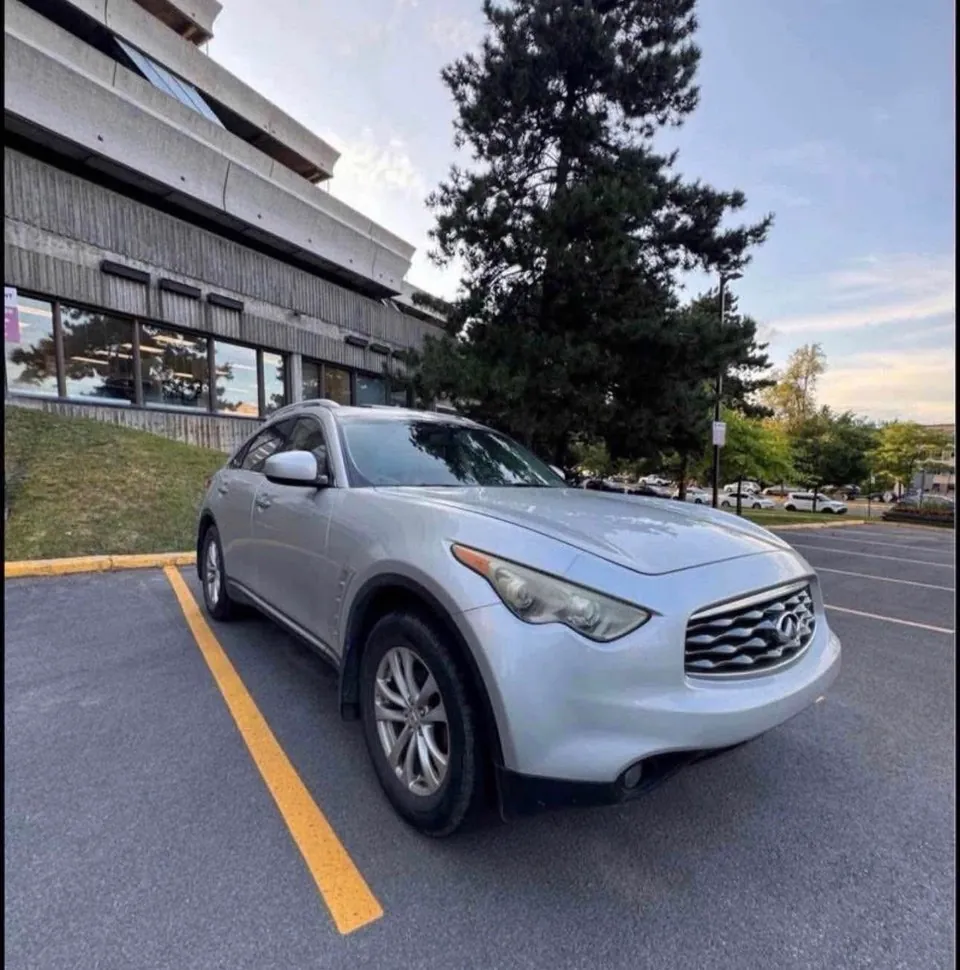 Infiniti Fx35 2010 photo 3