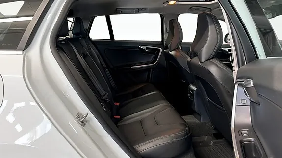 Volvo V60 2015 photo 5
