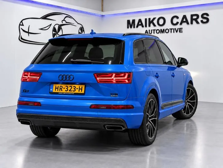Audi Q7 2016 photo 2