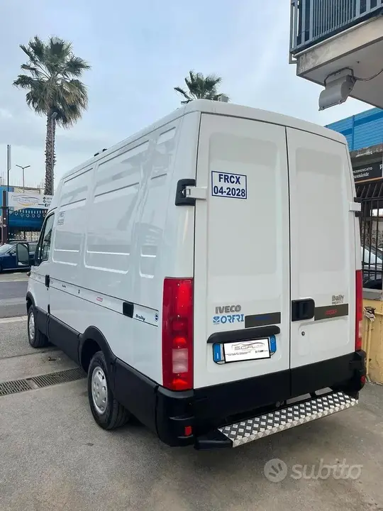 Iveco Daily 2003 photo 4