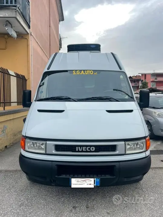 Iveco Daily 2003 photo 3