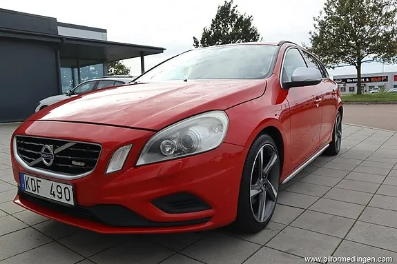 Volvo V60 2011 photo 2