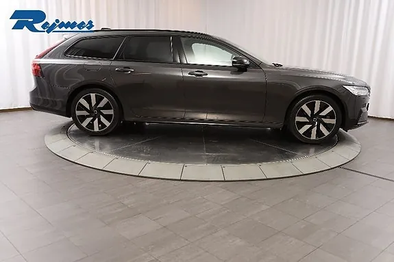 Volvo V90 2024 photo 3