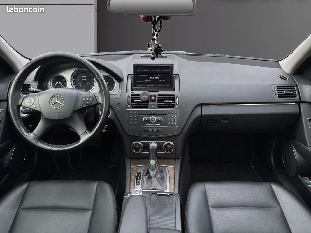 Mercedes-Benz C-Class 2007 photo 2