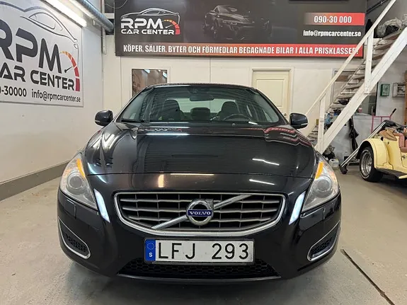 Volvo S60 2011 photo 4
