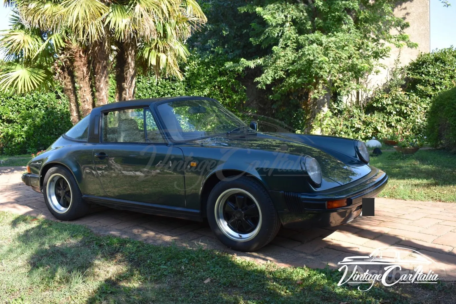 Porsche 911 1983 photo 2