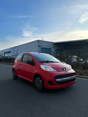 Peugeot 107 2009 photo 2