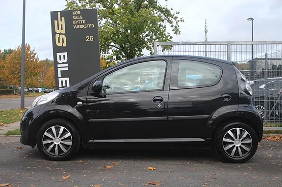 Citroen C1 2011 photo 2