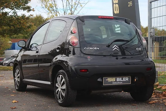 Citroen C1 2011 photo 3