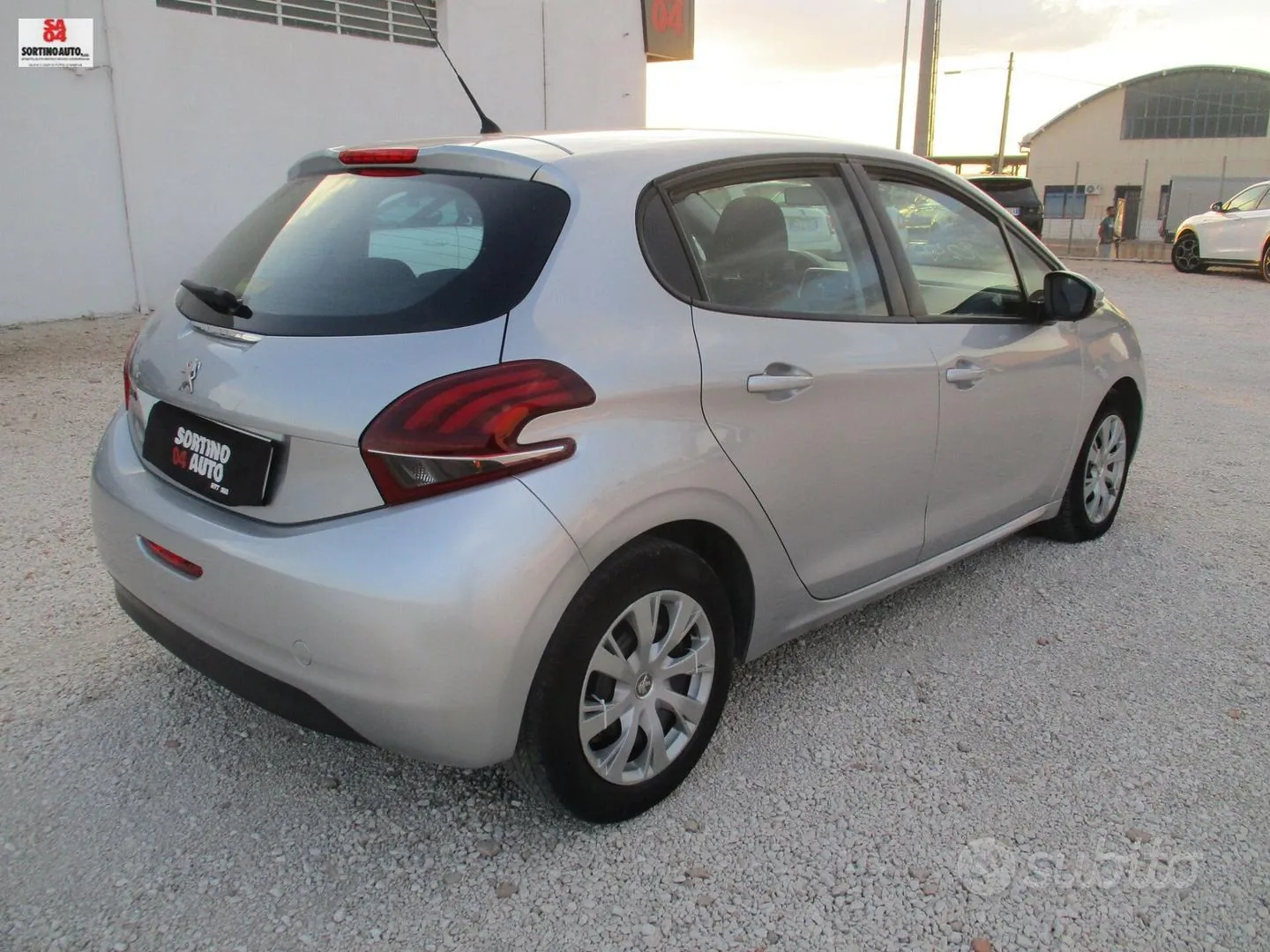 Peugeot 208 2017 photo 2
