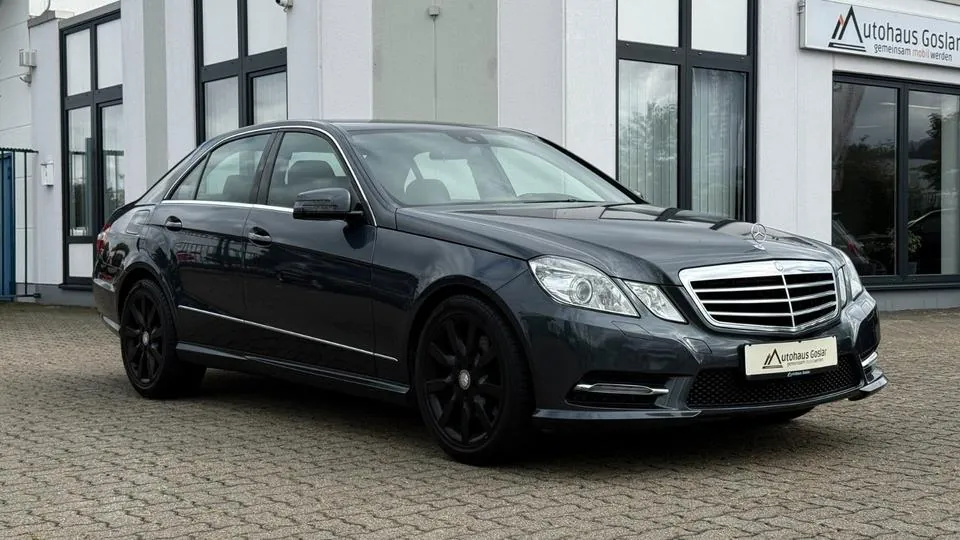 Mercedes-Benz E 220 Avantgarde