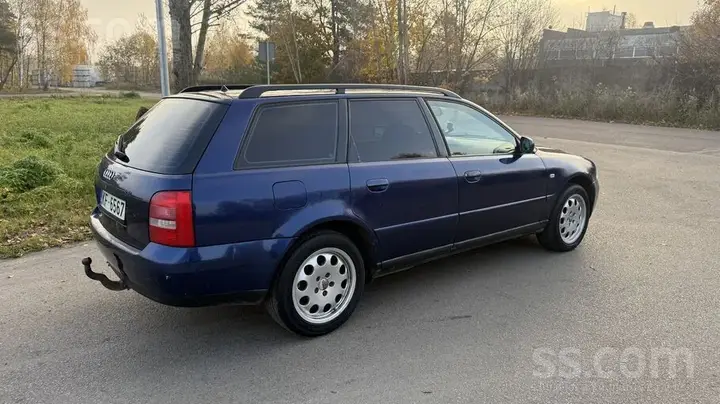 Audi A4 1999 photo 3