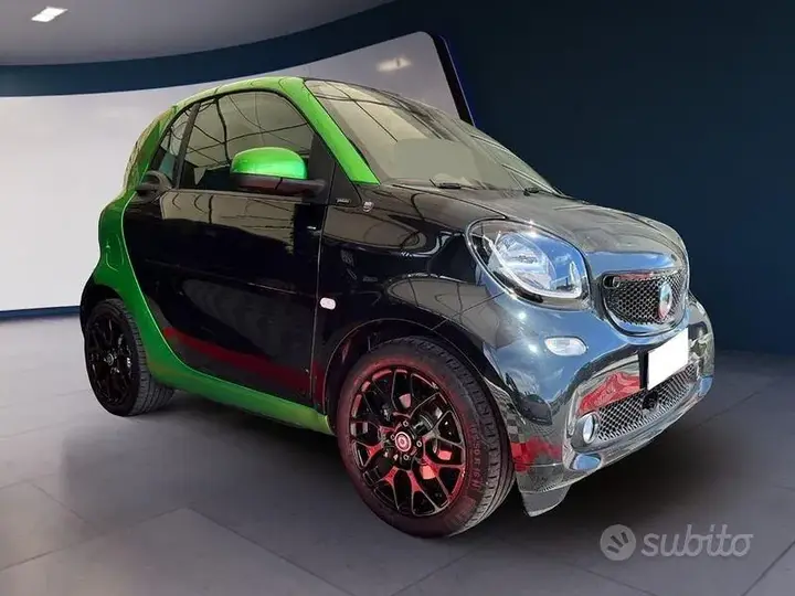 Smart Fortwo 2018 photo 3