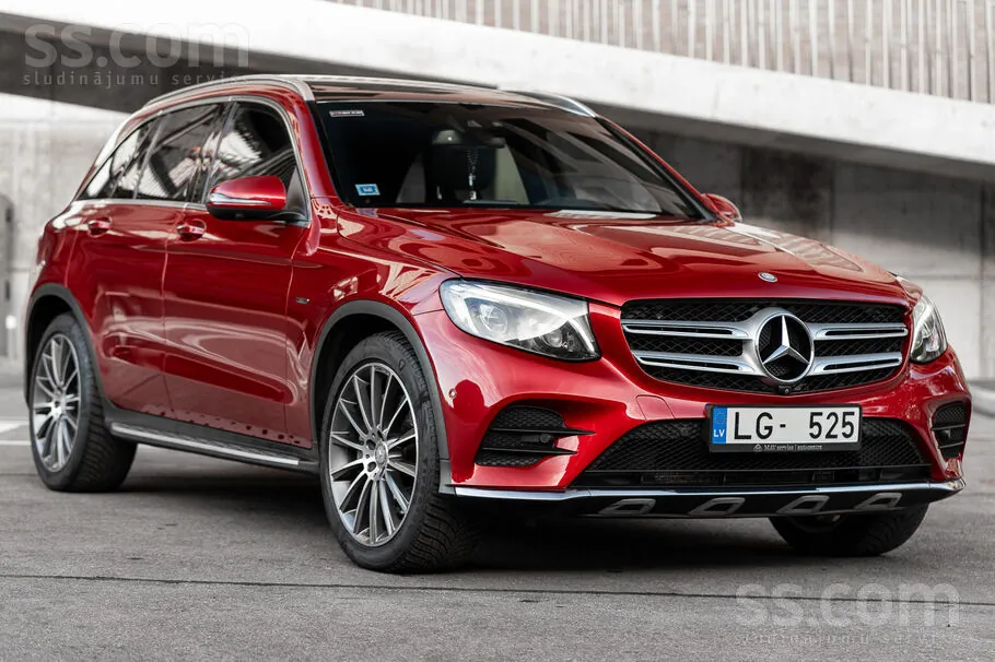 Mercedes-Benz Glc 250 2016 photo 2