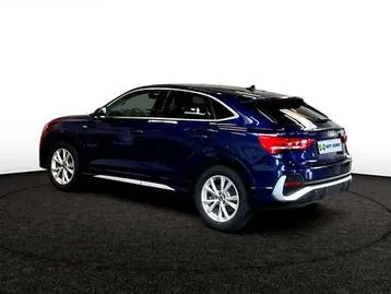 Audi Q3 2021 photo 3