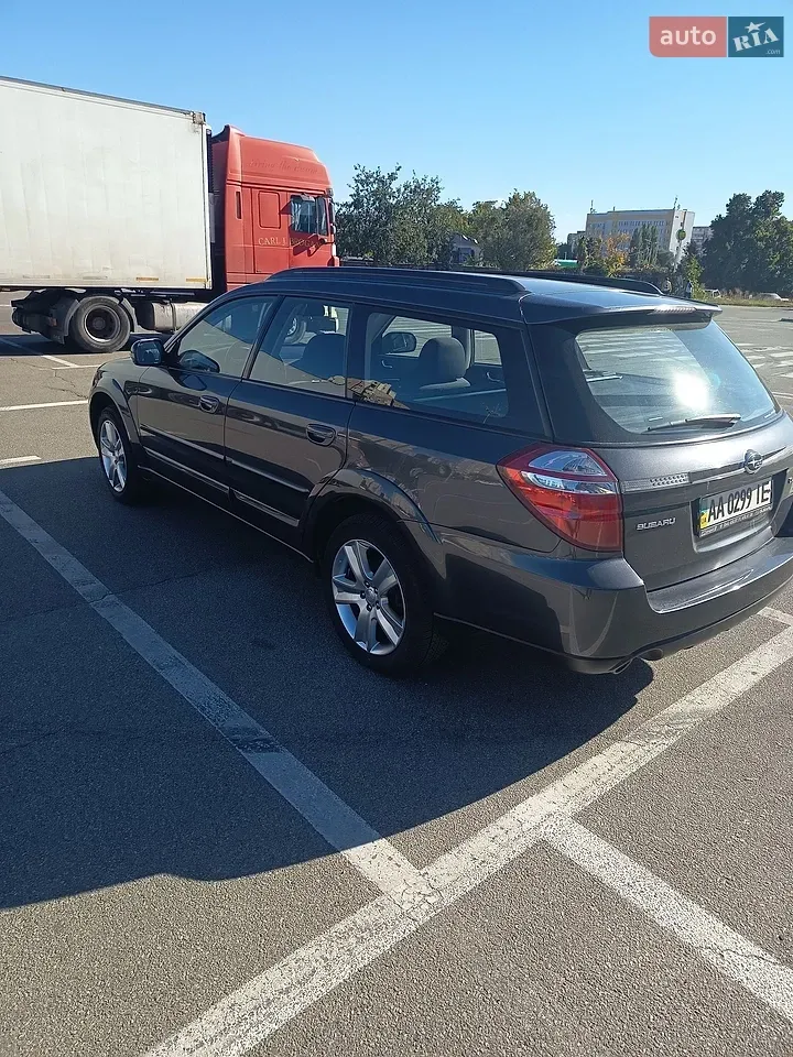 Subaru Outback 2008 photo 3