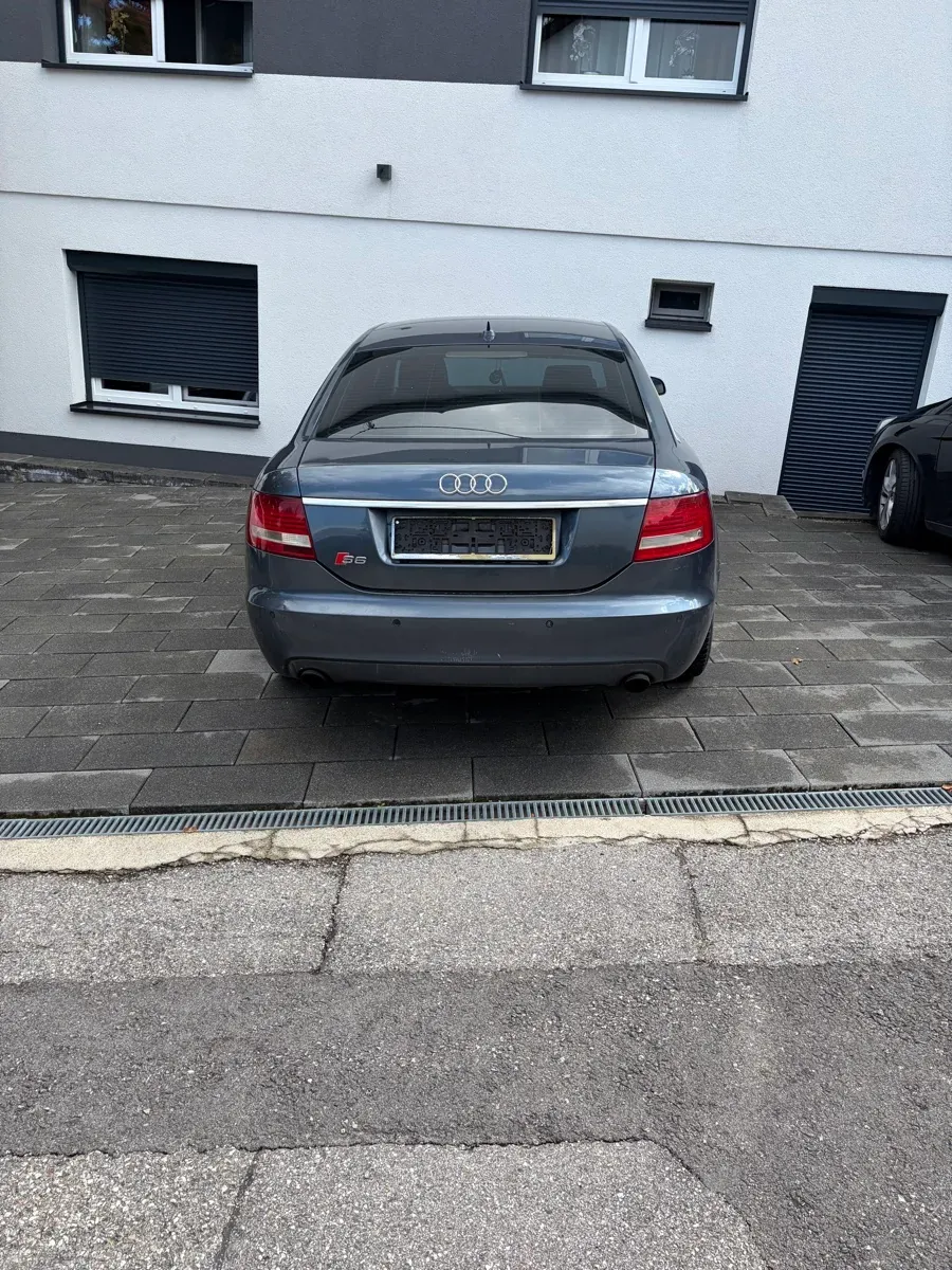 Audi A6 2005 photo 2