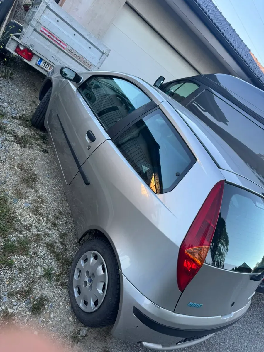Fiat Punto 2000 photo 2