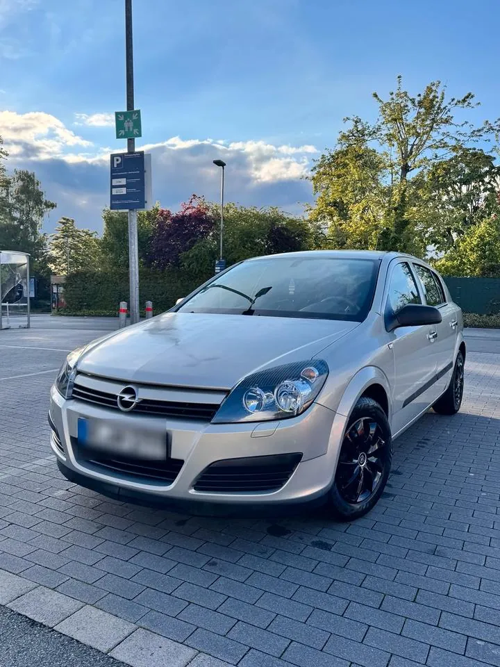 Opel Astra H