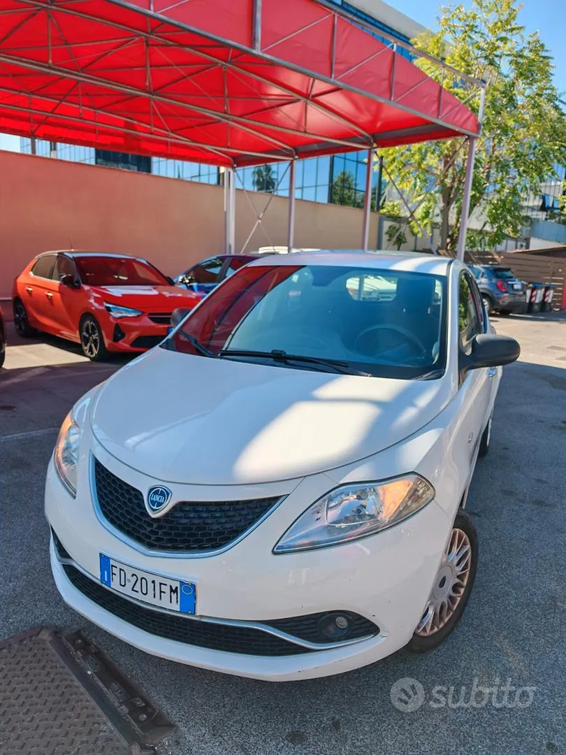 Lancia Ypsilon 2016 photo 5