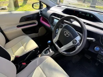 Toyota Aqua 2013 photo 5