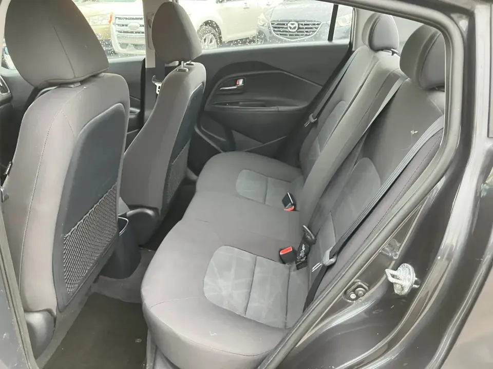 Kia Rio 2015 photo 5