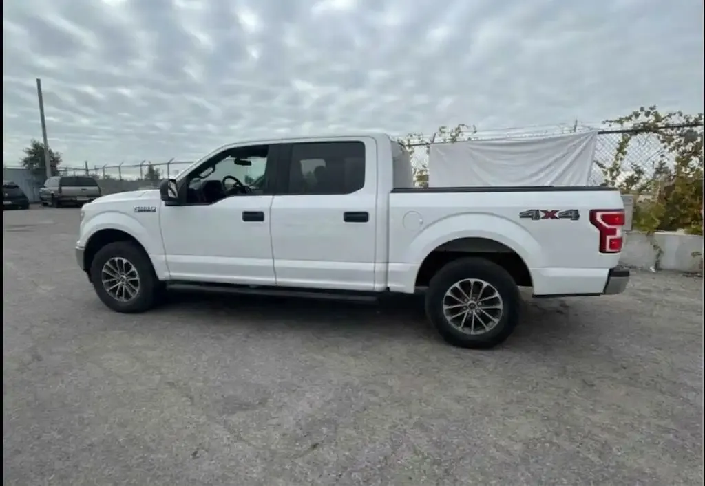 Ford F-150 2018 photo 2