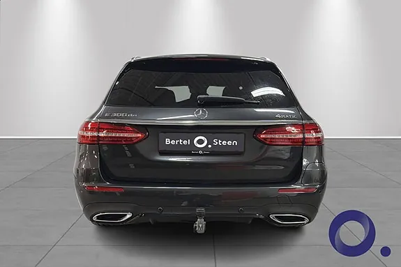 Mercedes-Benz E300 2021 photo 4