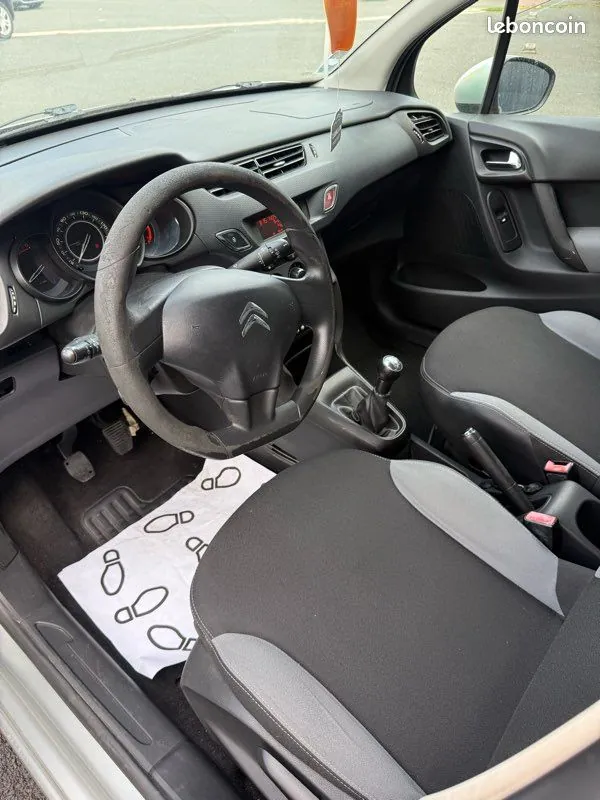 Citroen C3 2012 photo 5