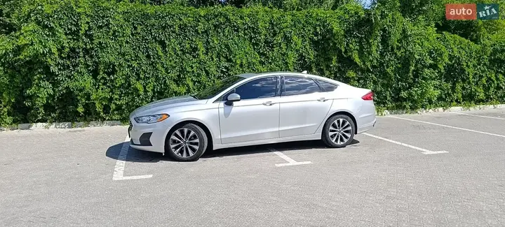 Ford Fusion 2019 photo 3