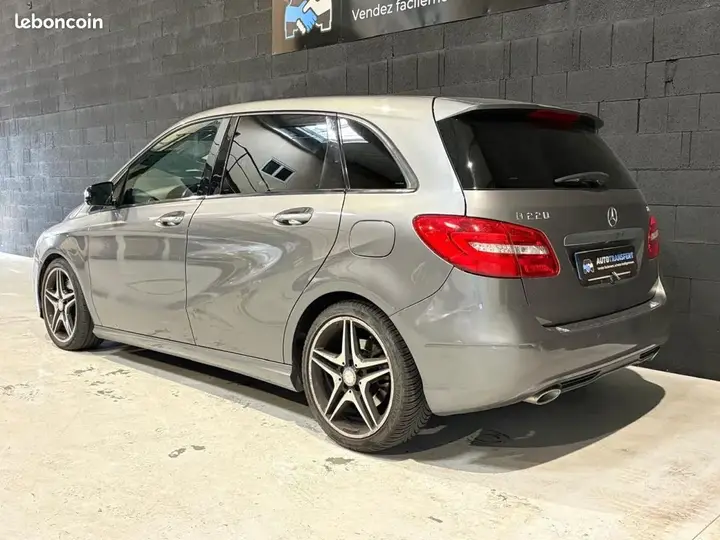 Mercedes-Benz B-Class 2013 photo 5