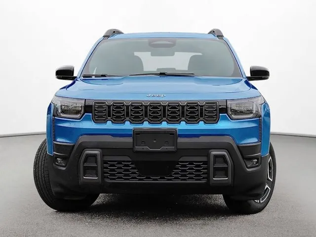 Jeep Cherokee 2026 photo 3